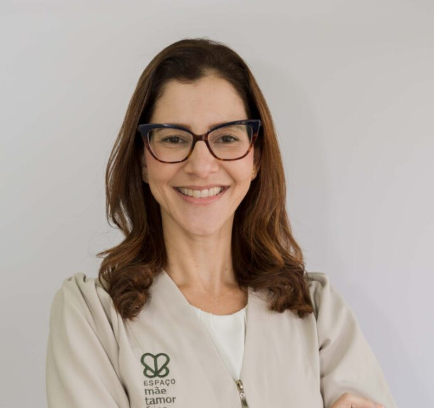 Dra. Marcela Coutinho
