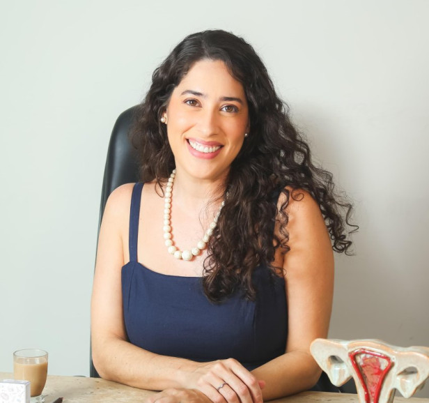 Dra. Ana Clara Salazar